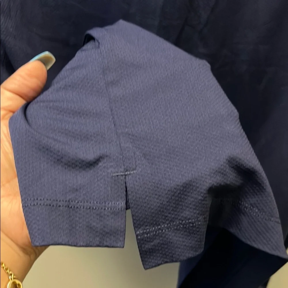 Lululemon Snap-Front Performance
Short-Sleeve Polo - Picture 6 of 7